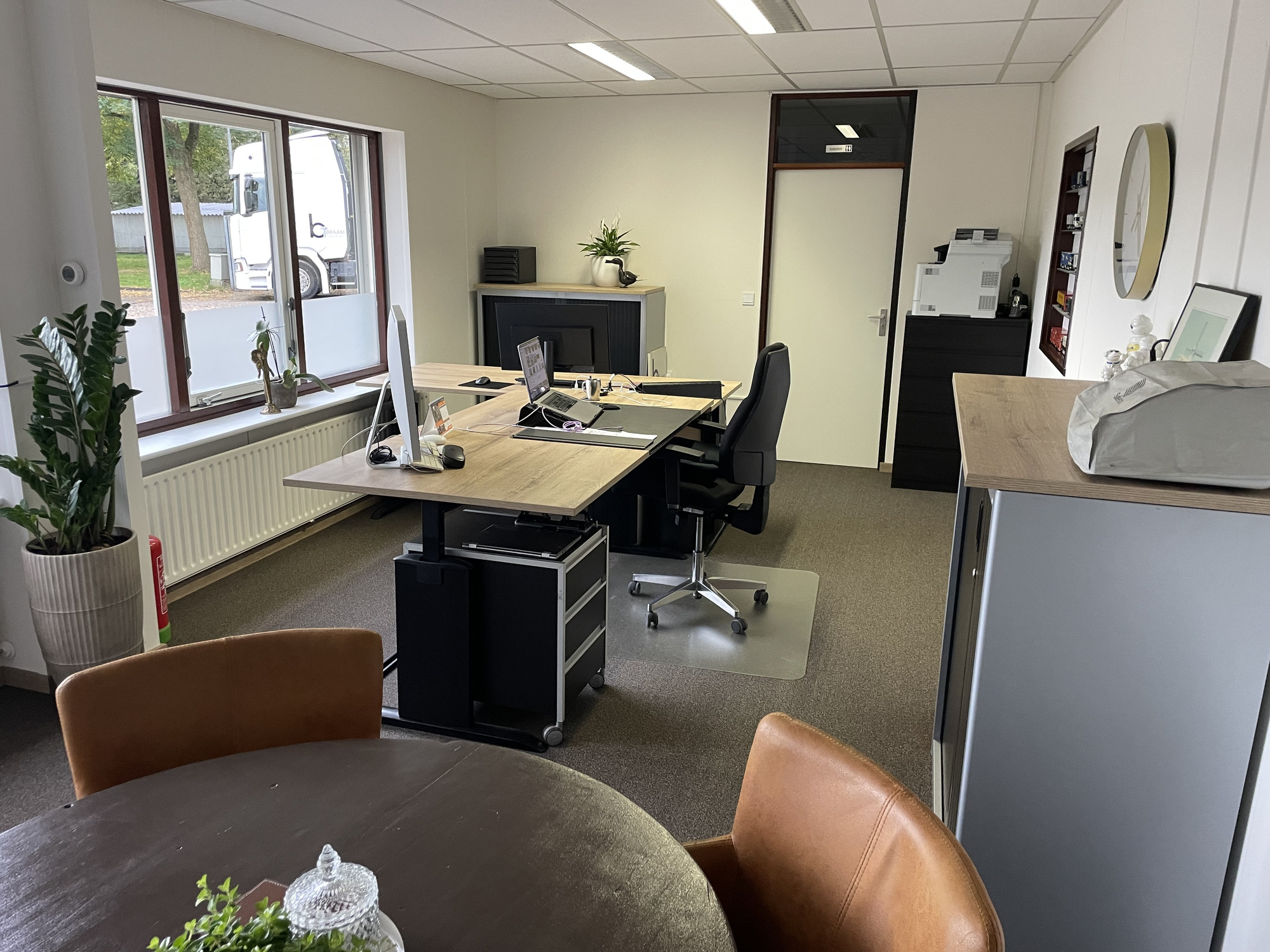 BRAAM TRUCKS & TRAILER VERHUUR B.V. undefined: фото 25