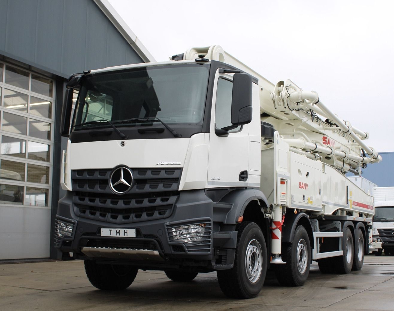 TMH Trucks undefined: фото 13