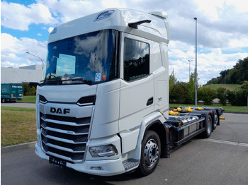 Грузовик-контейнеровоз/ Сменный кузов DAF XF 480