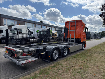 Грузовик-контейнеровоз/ Сменный кузов Renault T 460 verhuiswagen 2018 met 180.000 km !!!: фото 3 Грузовик-контейнеровоз/ Сменный кузов Renault T 460 verhuiswagen 2018 met 180.000 km !!!: фото 3