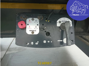 Тентованный полуприцеп Hoet Trailers: фото 3 Тентованный полуприцеп Hoet Trailers: фото 3