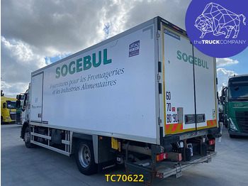 Грузовик с закрытым кузовом Renault D 320: фото 2 Грузовик с закрытым кузовом Renault D 320: фото 2