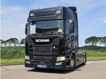 Тягач SCANIA R 450