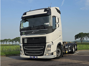 Грузовик-контейнеровоз/ Сменный кузов VOLVO FH 500