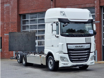 Грузовик-шасси DAF XF 530