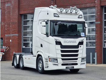 Тягач SCANIA S 540