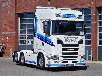 Тягач SCANIA S 500