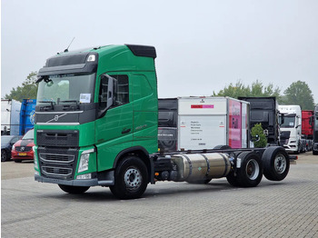 Грузовик-шасси Volvo FH 13.460 Globetrotter 6x2 - Chassis - 4.60 WB - HUB Reduction - LNG: фото 3 Грузовик-шасси Volvo FH 13.460 Globetrotter 6x2 - Chassis - 4.60 WB - HUB Reduction - LNG: фото 3