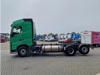 Грузовик-шасси Volvo FH 13.460 Globetrotter 6x2 - Chassis - 4.60 WB - HUB Reduction - LNG: фото 4 Грузовик-шасси Volvo FH 13.460 Globetrotter 6x2 - Chassis - 4.60 WB - HUB Reduction - LNG: фото 4
