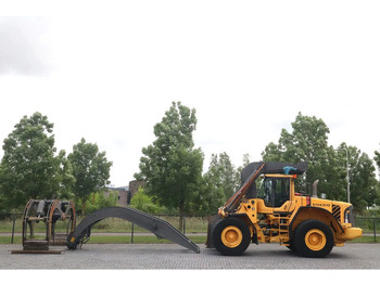 Колёсный погрузчик VOLVO L180F