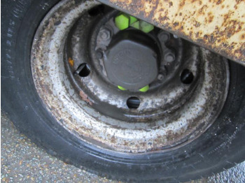 Низкорамный полуприцеп Trax: фото 4