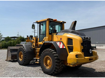 Колёсный погрузчик VOLVO L90H