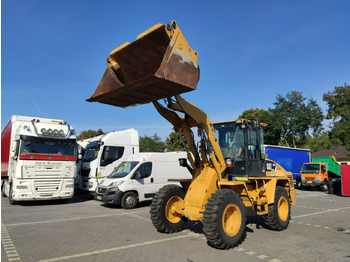 Колёсный погрузчик CATERPILLAR 914
