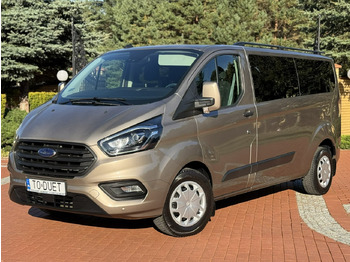 Пассажирский фургон Ford Transit Custom: фото 2
