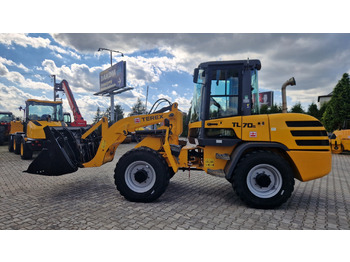 Колёсный погрузчик TEREX