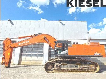 Гусеничный экскаватор HITACHI