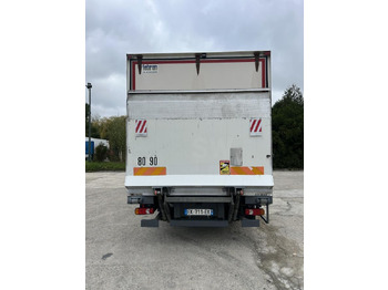 Грузовик с закрытым кузовом DAF LF 210: фото 4 Грузовик с закрытым кузовом DAF LF 210: фото 4