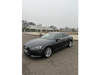 Легковой автомобиль AUDI