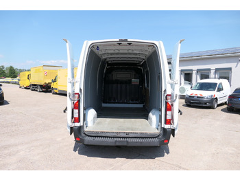 Цельнометаллический фургон RENAULT Master