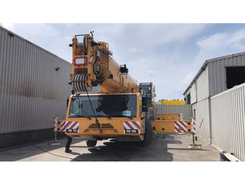 Вседорожный кран DEMAG