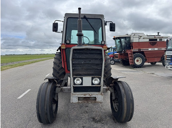 Трактор Massey Ferguson 590: фото 2