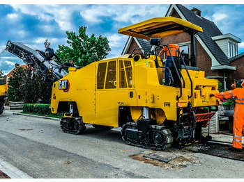 Дорожная фреза CATERPILLAR