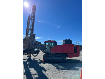 Буровая машина EPIROC