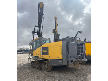 Буровая машина EPIROC