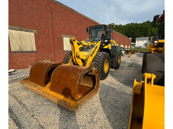 Колёсный погрузчик KOMATSU WA320-8