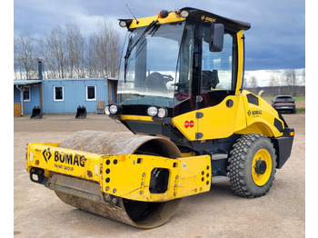 Каток BOMAG