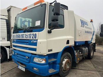Подметально-уборочная машина DAF CF
