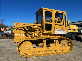 : фото в шапке страницы