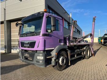 Портальный бункеровоз MAN TGM