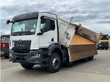 Самосвал MAN TGS