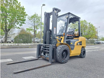 Газовый погрузчик CATERPILLAR GP