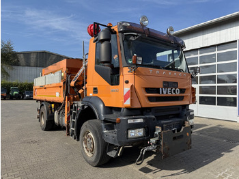Автоманипулятор IVECO Trakker