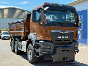 Самосвал MAN TGS 33.440
