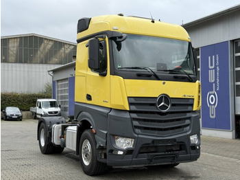 Тягач MERCEDES-BENZ Actros 1846