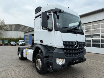 Тягач MERCEDES-BENZ Actros 1843