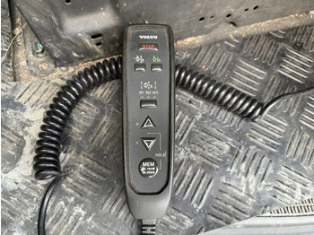 Лесовоз, Автоманипулятор Volvo FH 510 8x4 Holztransporter Kran PENZ *Anhänger: фото 4 Лесовоз, Автоманипулятор Volvo FH 510 8x4 Holztransporter Kran PENZ *Anhänger: фото 4