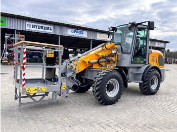 Колёсный погрузчик