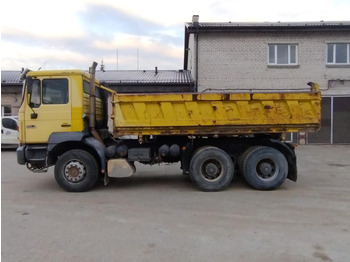 Самосвал MAN 26.403: фото 5