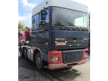 Тягач DAF 95 430