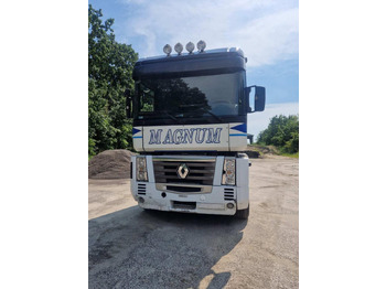 Тягач RENAULT Magnum 440