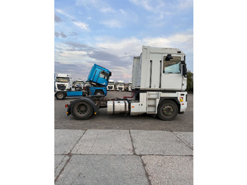 Тягач RENAULT Magnum 440
