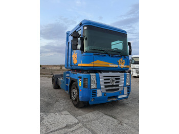 Тягач RENAULT Magnum 440
