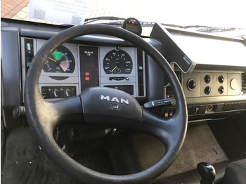 Грузовик бортовой/ Платформа MAN LE 8.185 LC Doka 4x2 BB LE 8.185 LC Doka 4x2 BB, 2x AHK: фото 2