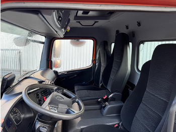 Фото интерьера 1: Крюковой мультилифт Mercedes-Benz Atego 824 L 4x2 Atego 824 L 4x2, Motorabtrieb, City-Abroller