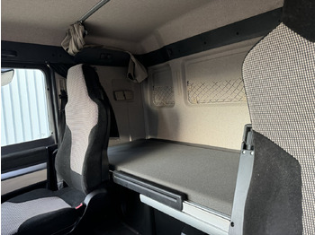 Тягач MAN TGX 18.420 4x2 BLS TGX 18.420 4X2 BLS, Retarder: фото 4 Тягач MAN TGX 18.420 4x2 BLS TGX 18.420 4X2 BLS, Retarder: фото 4