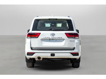 Внедорожник Toyota Land Cruiser 300: фото 4 Внедорожник Toyota Land Cruiser 300: фото 4